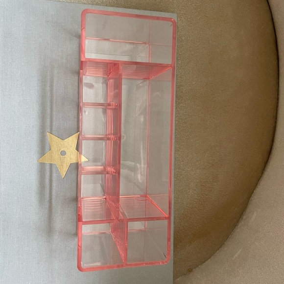 Clear Peach Blush Acrylic Makeup & Brush Organizer - Picture 4 of 11